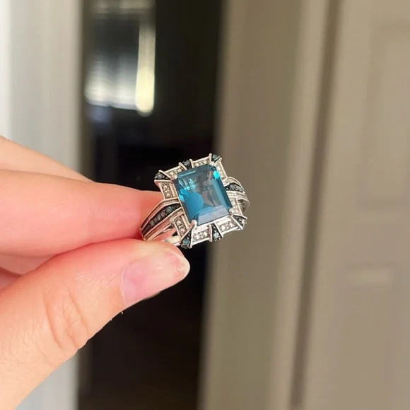 Aquamarine 925 Sterling Silver Ring Size 9 Made In Thailand - Picture 5 of 9